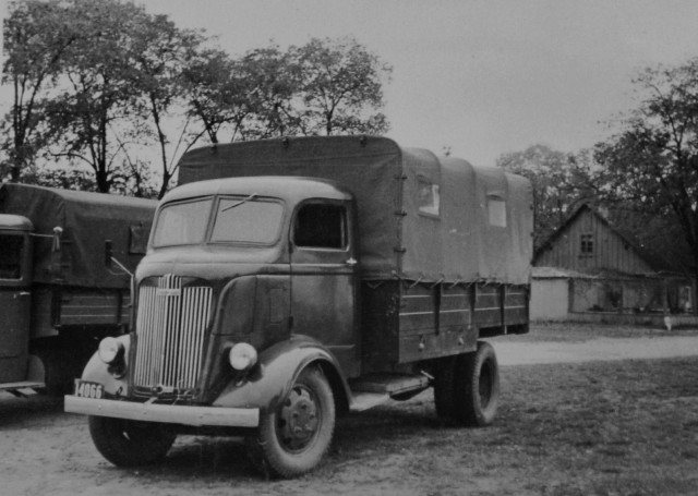 Ciężarowe Chevrolety w Wojsku Polskim Magnumx