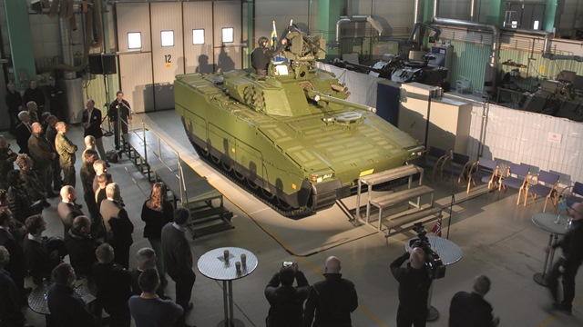 Norwegowie odbierają zmodernizowane CV90