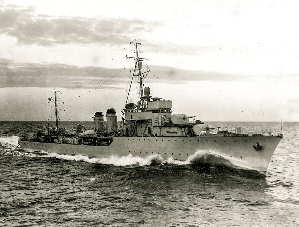 ORP Burza w pierwszych latach wojny