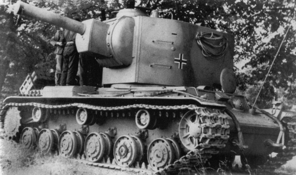 Historia czołgu ciężkiego KW-2