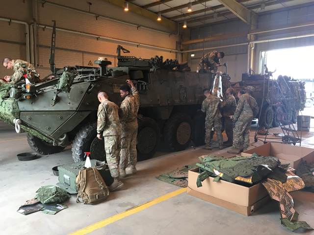 Europejskie oddziały U.S. Army testują kamuflaż mobilny Saab Barracuda