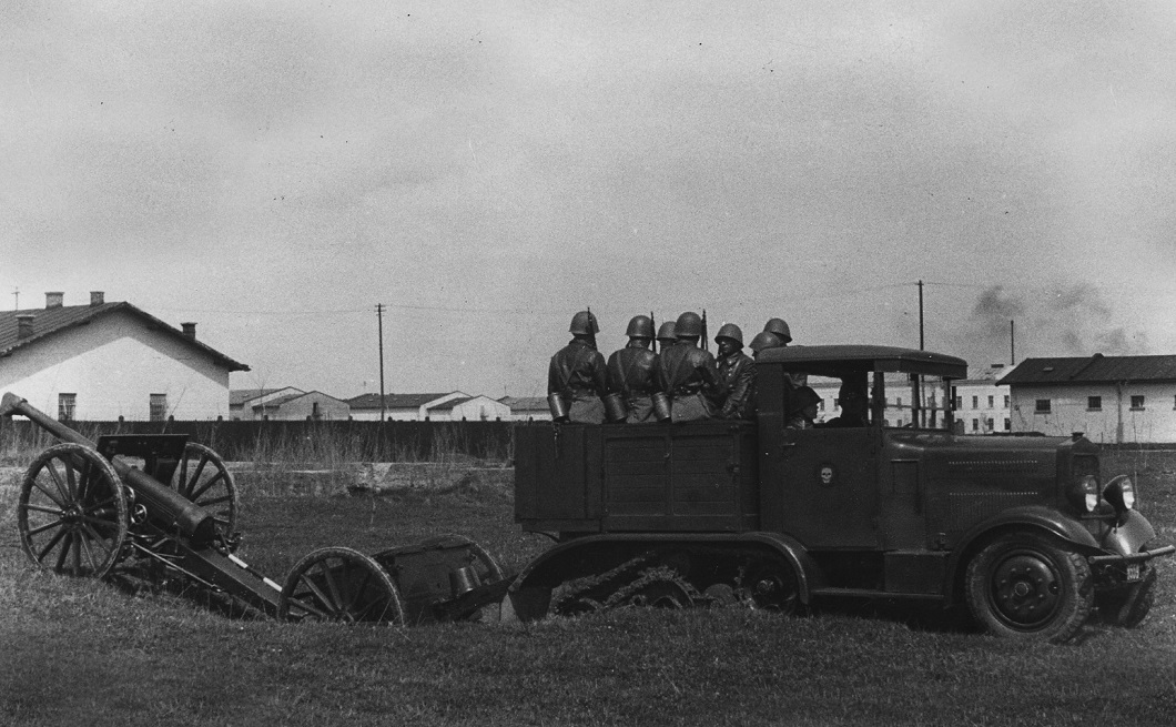 Motorowa artyleria lekka w Wojsku Polskim cz. I