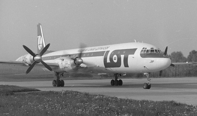 Iljuszyn Ił-18