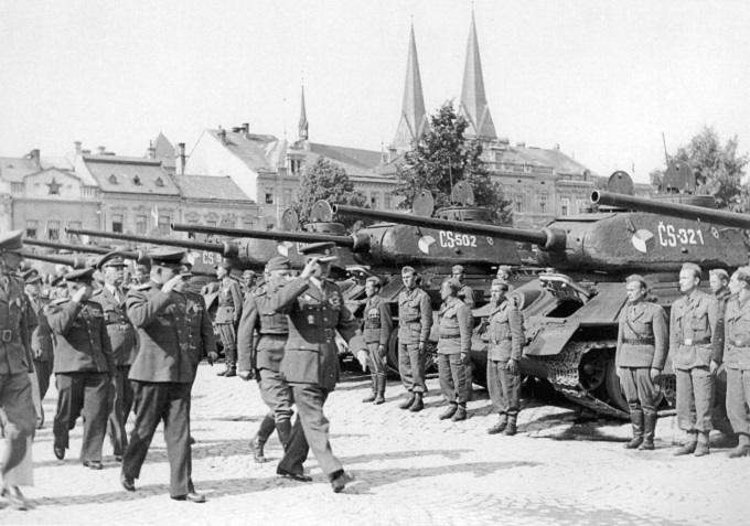 Wojska pancerne armii czechosłowackiej. Organizacja i wyposażenie w latach 1945–1949
