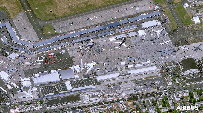 Cywilne kontrakty i nowości Paris Air Show 2023
