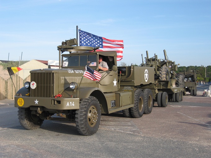 Diamond T Tractor 6x4 for 40 ton Trailer / M19 Tank Transporter – podstawowy aliancki transporter czołgów