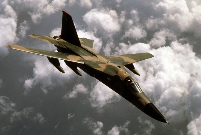 General Dynamics F-111. Cz. I