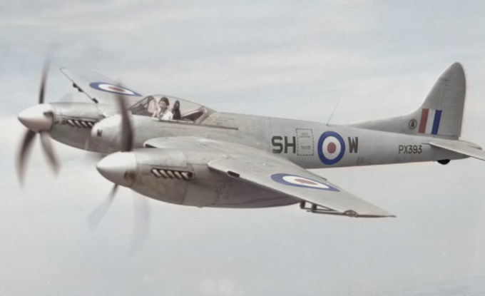 De Havilland Hornet – monografia