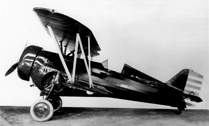 Curtiss Hawk III – monografia