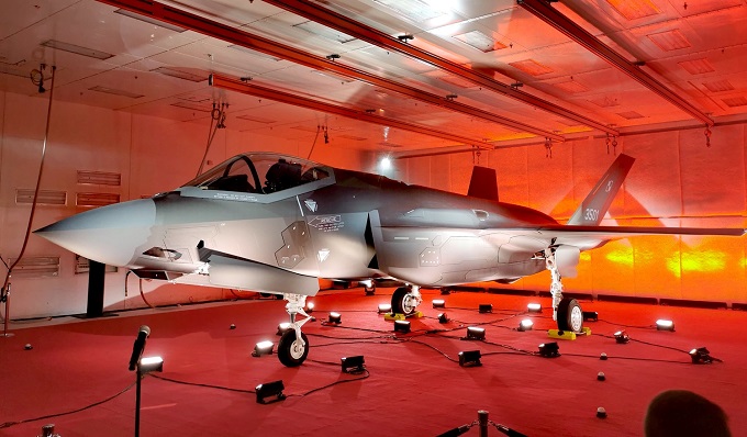 Husarz pokazał skrzydła. Pierwszy F-35A z „biało-czerwoną” szachownicą