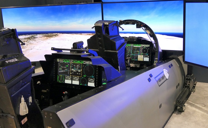 Symulator myśliwca wielozadaniowego F-15EX