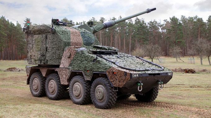 Artyleryjski Boxer, czyli działo samobieżne RCH-155