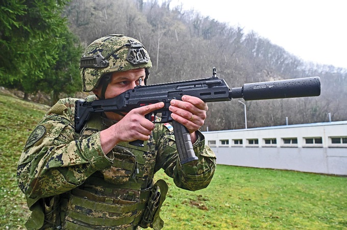 HS/Springfield KUNA, czyli mamy MP5 w domu