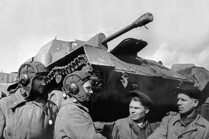 Lekkie sowieckie działa samobieżne z lat II wojny światowej. Samochodnaja Ustanowka SU-76