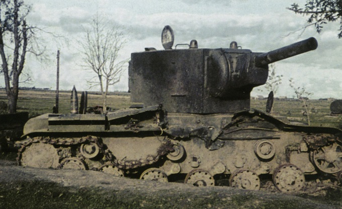 Czołgi KW-2 w walce. Część 1