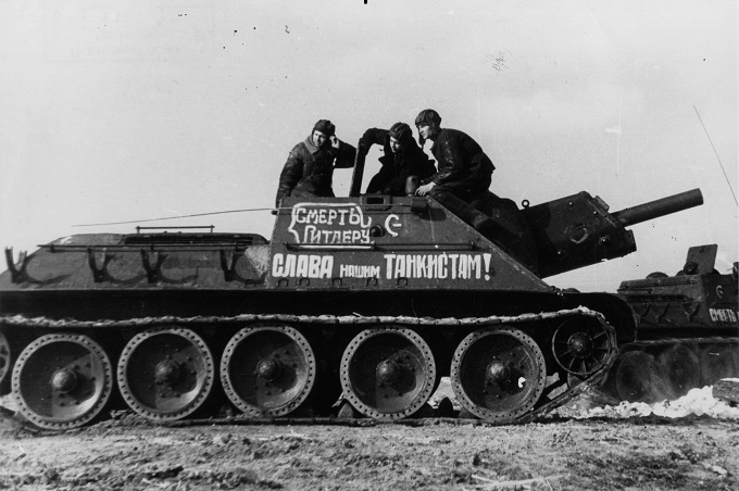 Pogromca bunkrów. Samochodnaja ustanowka SU-122 Projekty i pierwsze konstrukcje