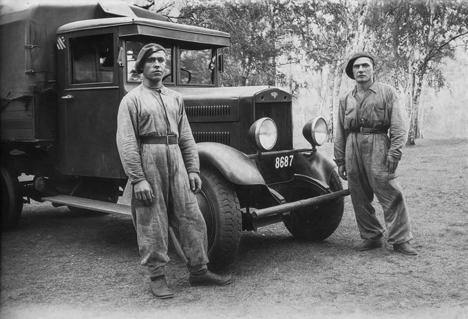 Pre-om, czyli kiedy motoryzowano 10. Brygadę Kawalerii?