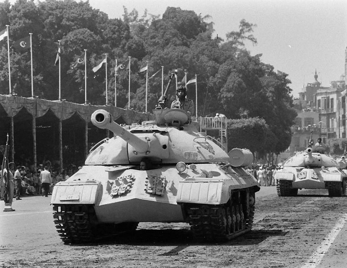 Czołg ciężki IS-3 UKN – poprawiony Stalin